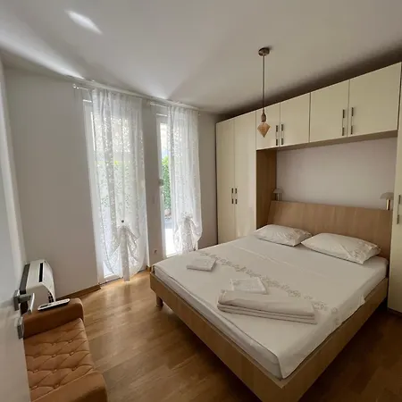 Apartment Bortesa *